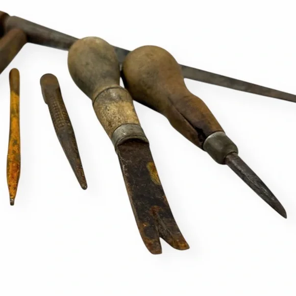 Vintage Woodworking Tool Lot Awls Chisels Gouge Tack Puller 12” - Rustic Decor - Picture 11 of 12